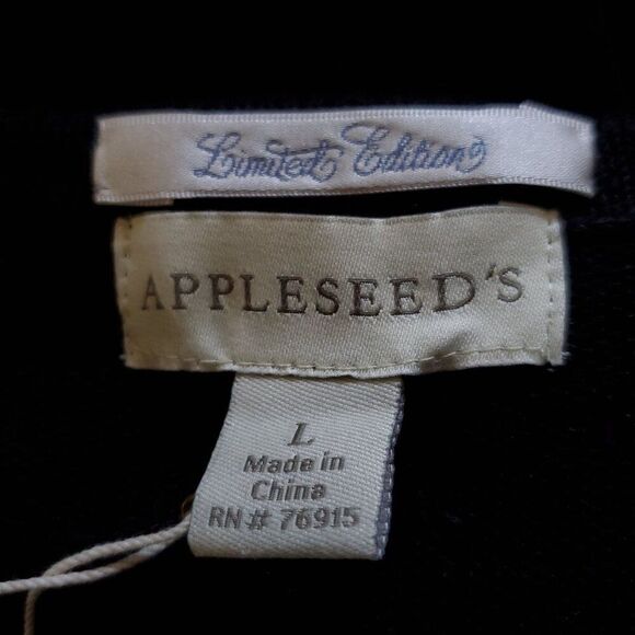 NEW Appleseeds Christmas Holiday Cardigan Sweater L People Ice Skater Snowballs - Picture 4 of 4